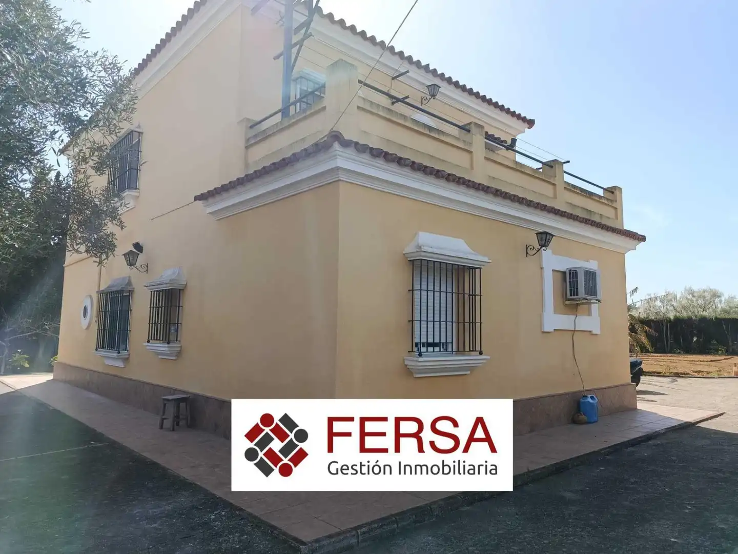 Exterior view of Houses for sale in El Puerto de Santa María  with Private garden, Terrace and Storage room