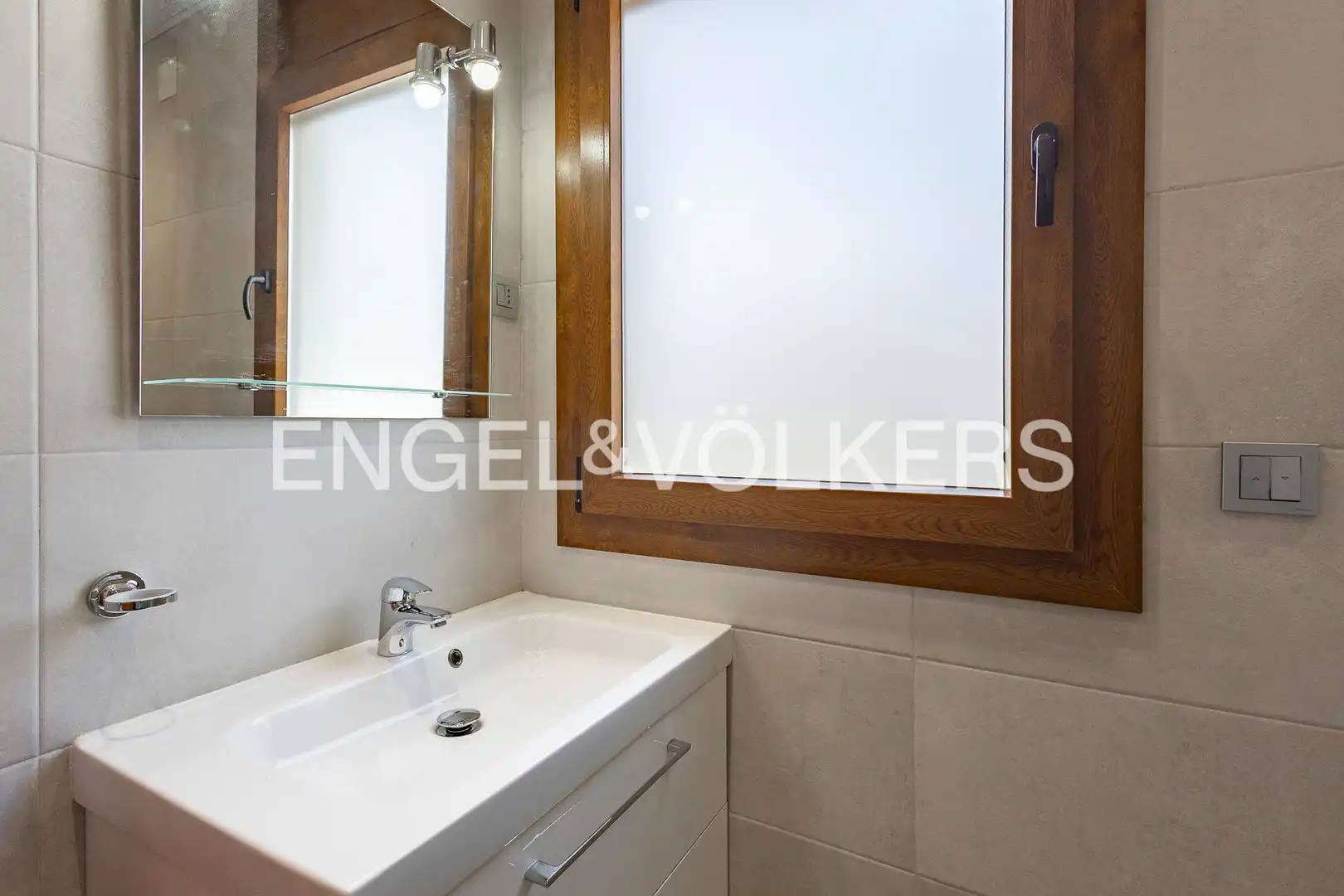 Bathroom of Houses for sale in Sant Sadurní d'Anoia  with Air Conditioner, Heating and Private garden