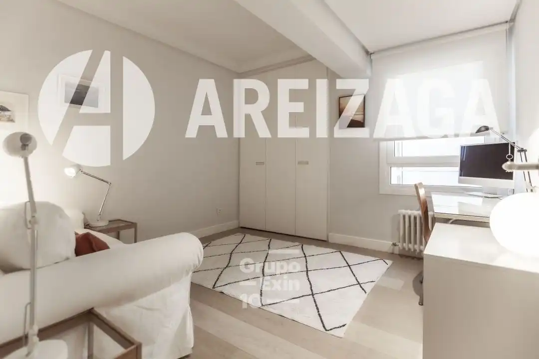 Piso en venta en Bergara Kalea, Área Romántica
