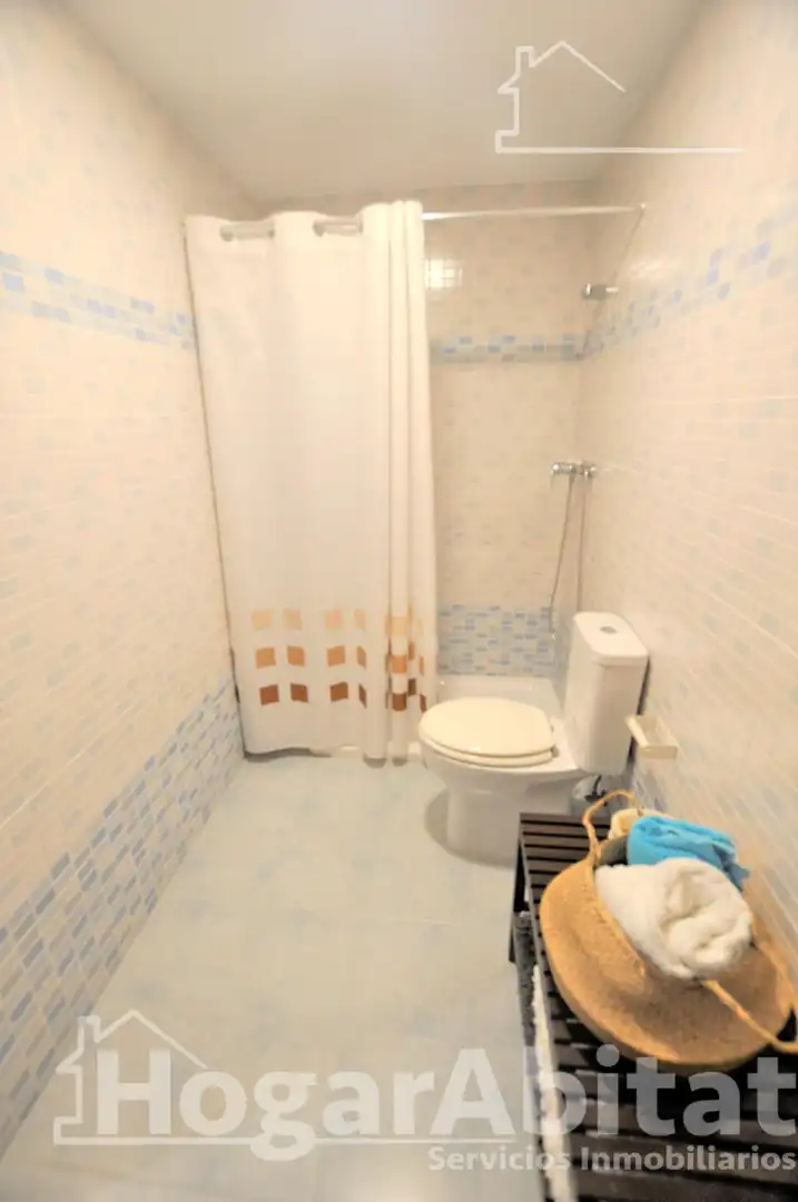 Bathroom of Attic for sale in Alcàsser  with Air Conditioner, Parquet flooring and Terrace