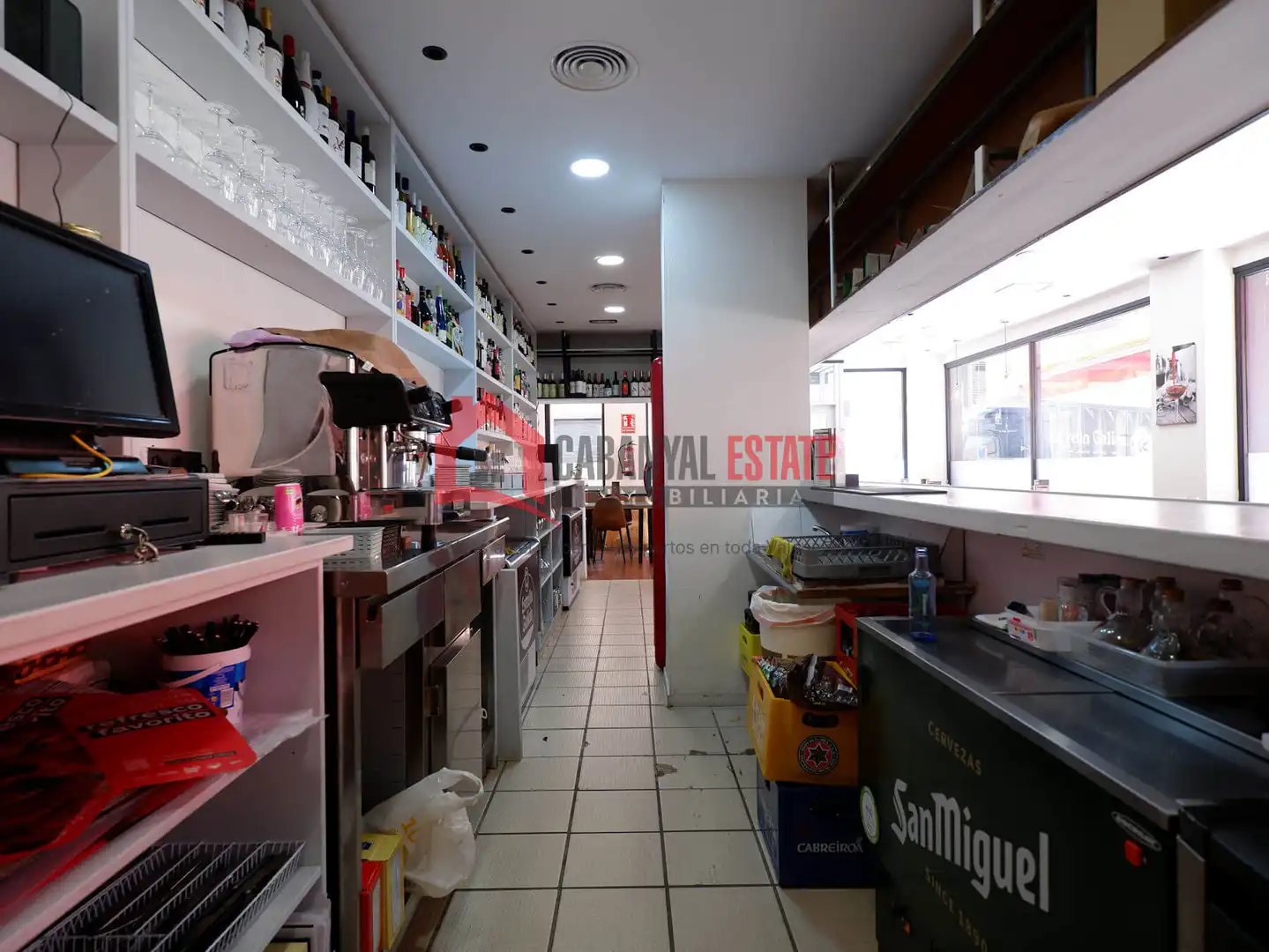 Local de alquiler en Sagunto / Sagunt con Aire acondicionado y Amueblado