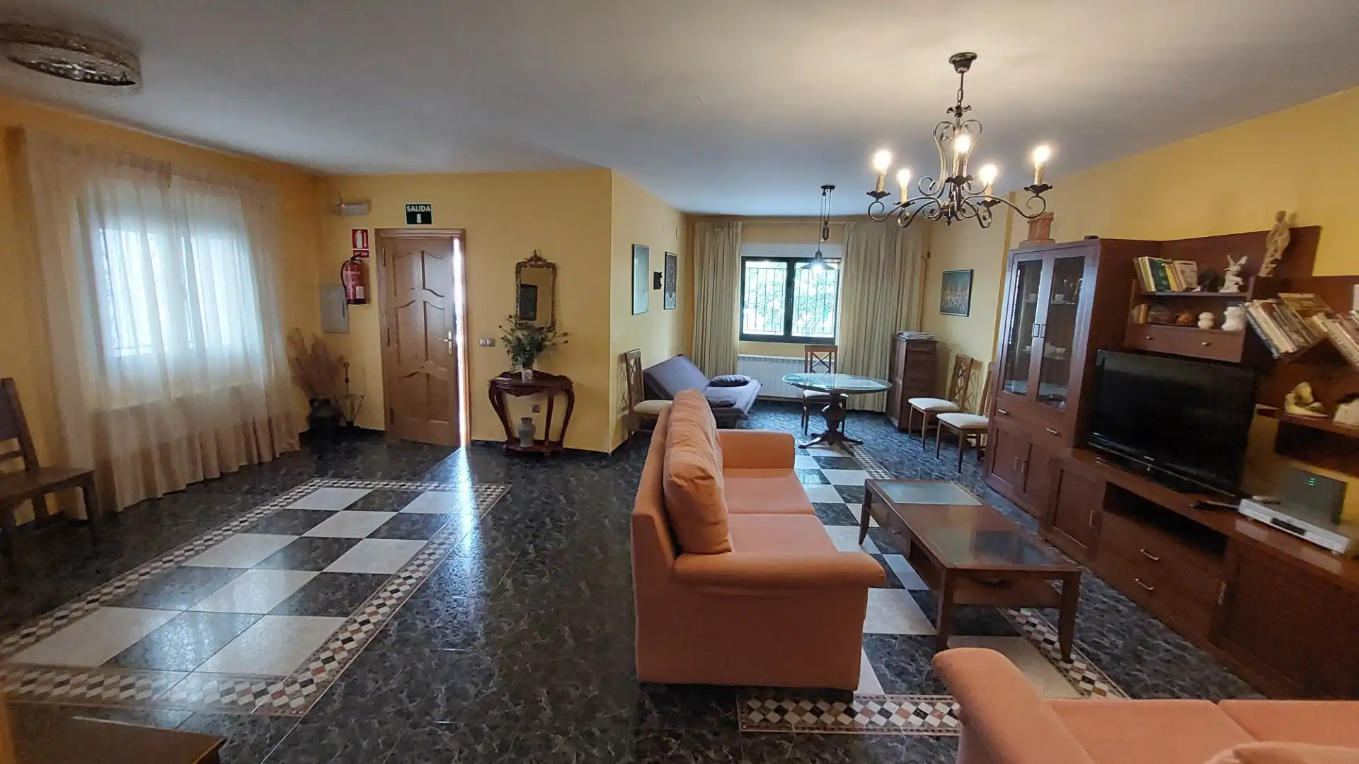 Sala de estar de Casa o chalet en venta en Zarza de Granadilla con Aire acondicionado, Calefacción y Amueblado