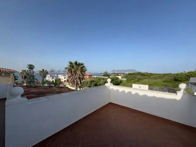 Terrace of Houses for sale in Algeciras  with Air Conditioner, Private garden and Terrace