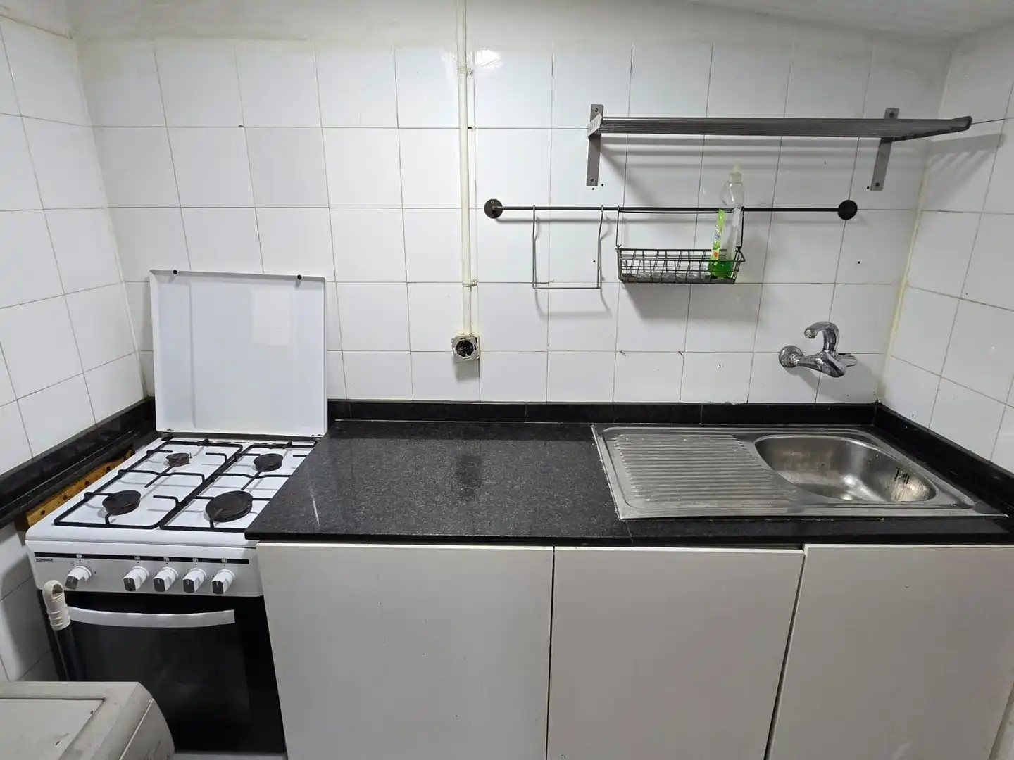 Cocina de Estudio en venta en Barcelona con Balcón