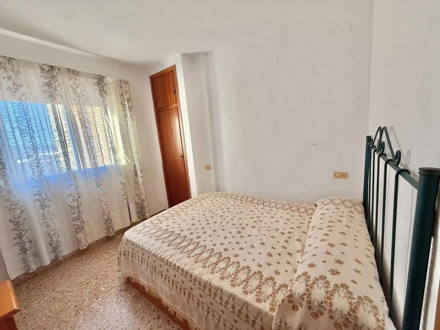 Study for rent in La Pobla de Farnals, Valencia