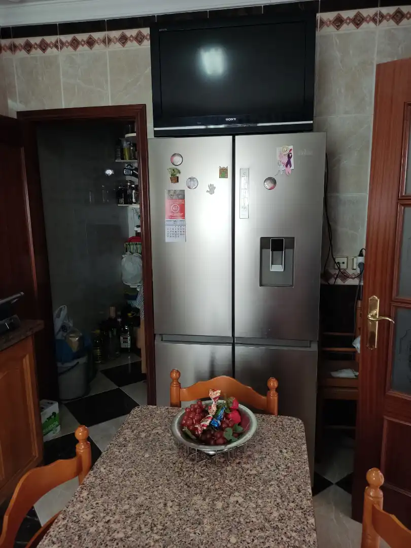 Küche von Einfamilien-Reihenhaus zum Verkauf in Barbate mit Klimaanlage, Heizung und Terrasse