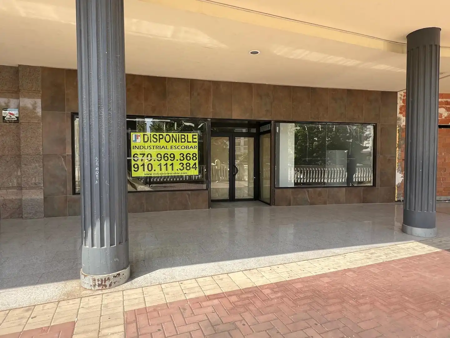 Local comercial en venda a Plaza Alegría 3