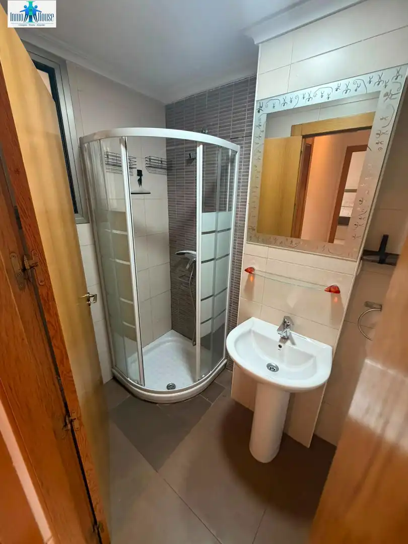 Baño de Ático en venta en Albacete con Aire acondicionado, Calefacción y Terraza