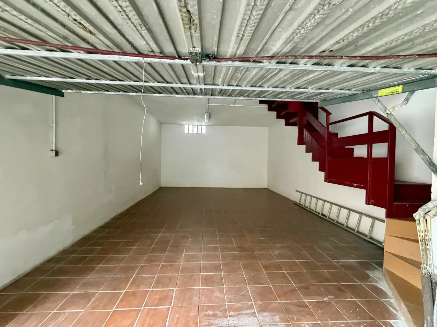Einfamilien-Reihenhaus zum Verkauf in Camargo mit Heizung, Privatgarten und Terrasse