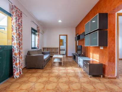 Sala d'estar de Casa o xalet en venda en Burguillos amb Aire condicionat, Calefacció i Traster