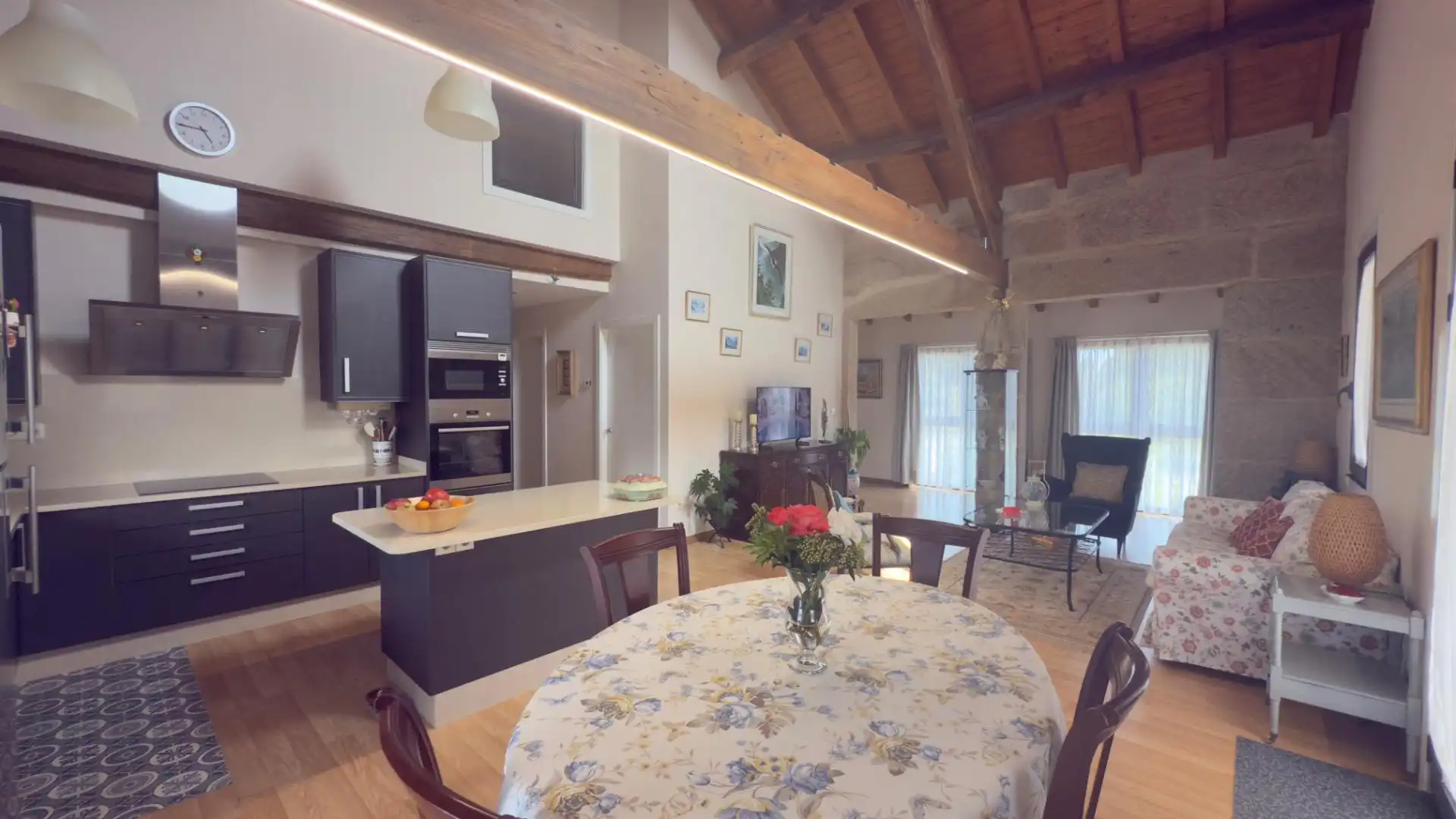 Comedor de Finca rústica en venta en Maside con Calefacción, Jardín privado y Terraza