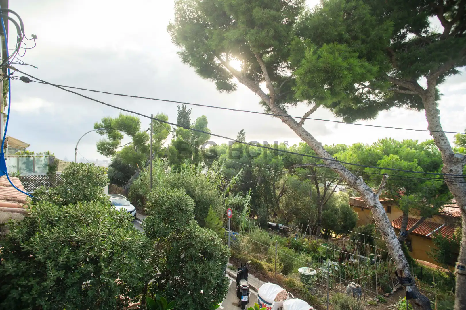 Vista exterior de Casa o chalet en venta en Esplugues de Llobregat con Aire acondicionado, Calefacción y Jardín privado