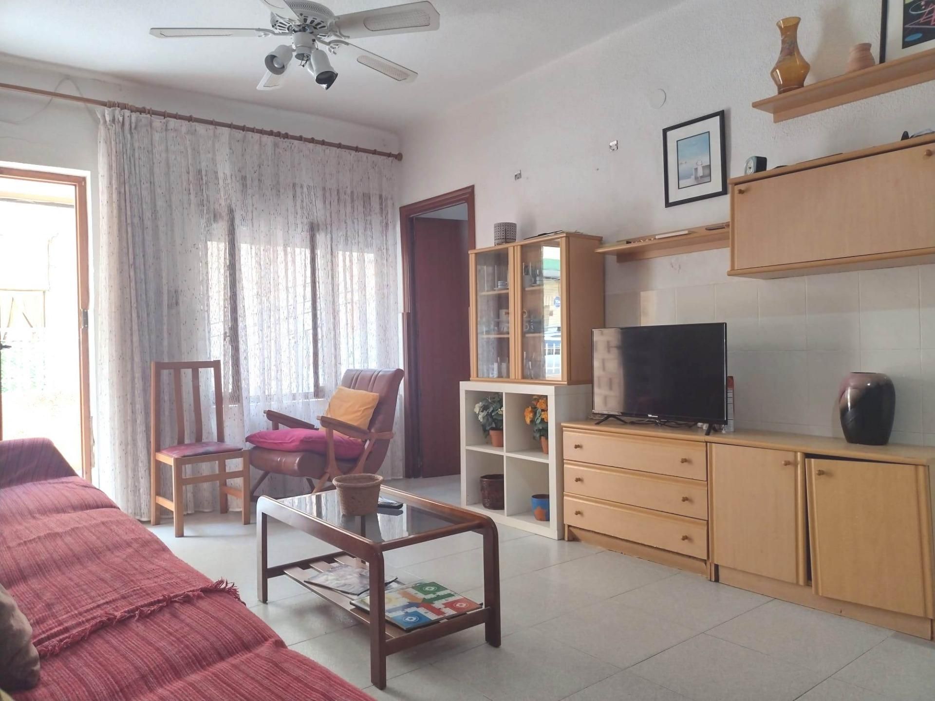 Sala d'estar de Casa o xalet en venda en Los Alcázares
