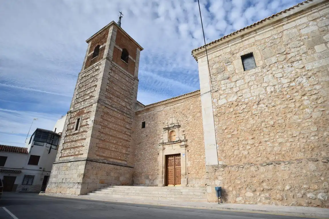 Vista exterior de Casa o xalet en venda en Noblejas amb Jardí privat