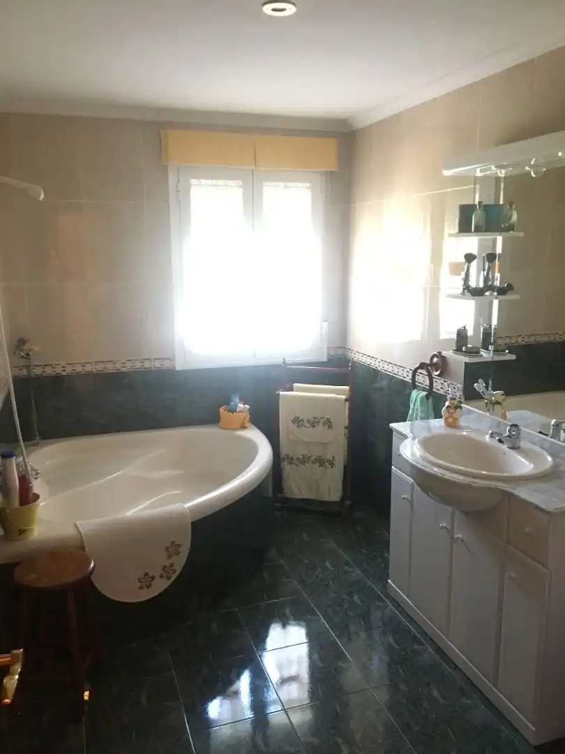 Baño de Casa o chalet en venta en Calzada de Valdunciel con Calefacción, Jardín privado y Terraza
