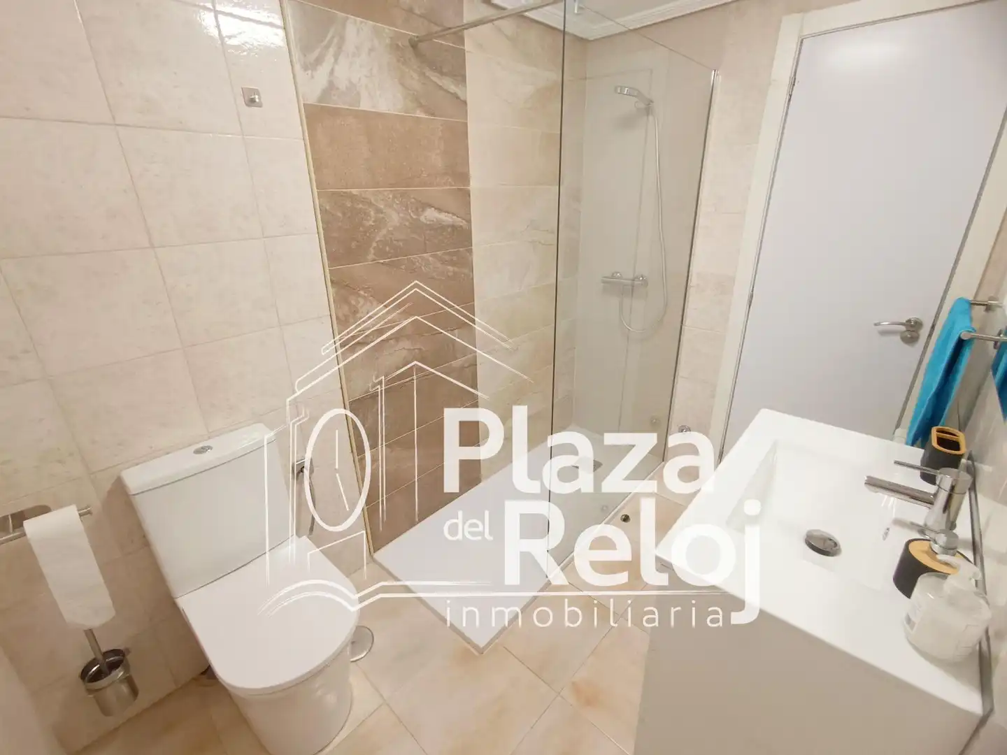 Badezimmer von Wohnung zum Verkauf in Talavera de la Reina mit Heizung, Terrasse und Möbliert