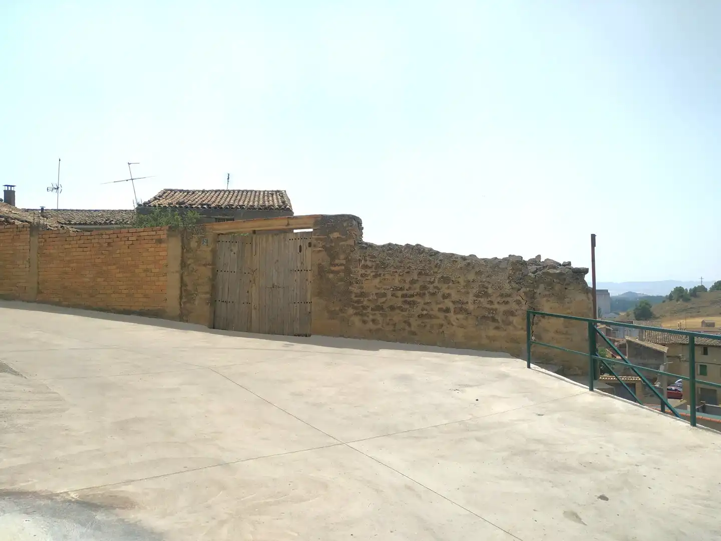 Vista exterior de Casa o xalet en venda en Luna