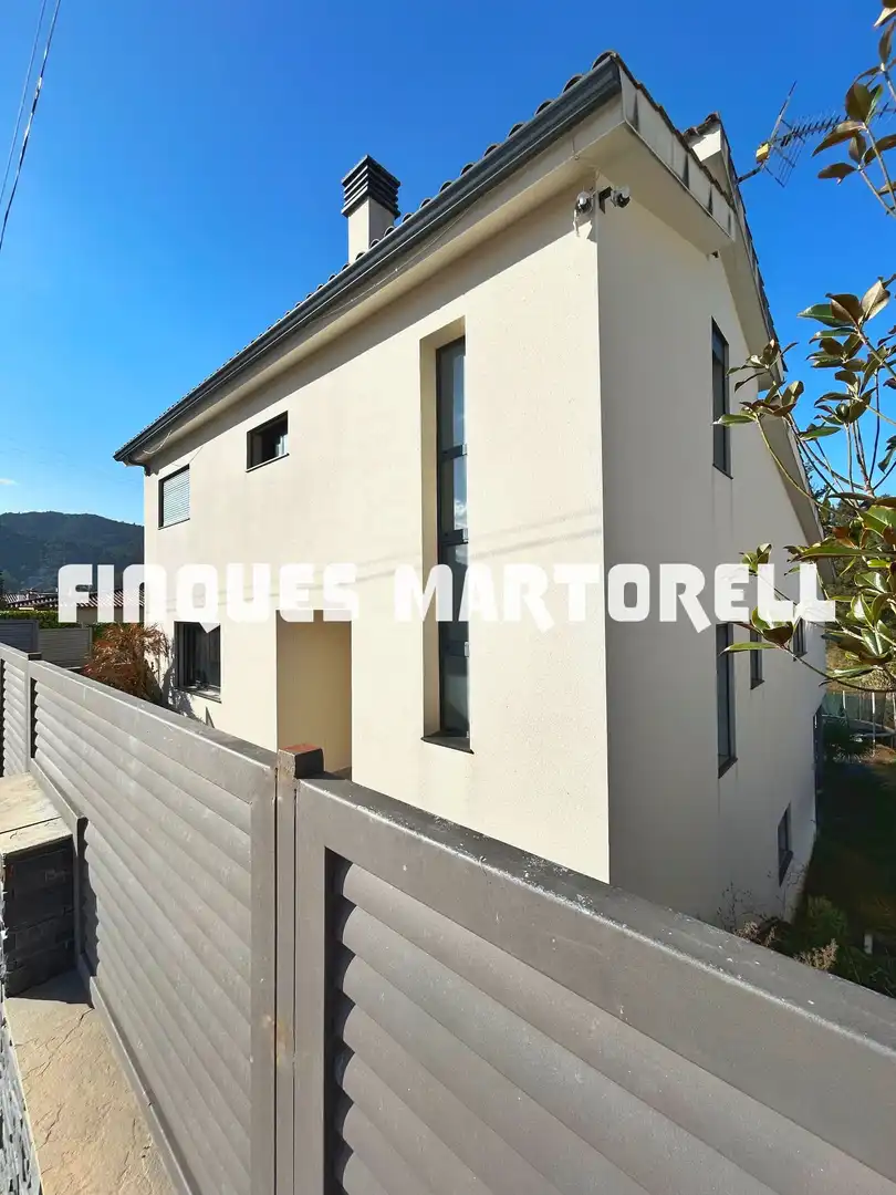 Exterior view of Houses for sale in Santa Coloma de Farners  with Air Conditioner, Heating and Private garden