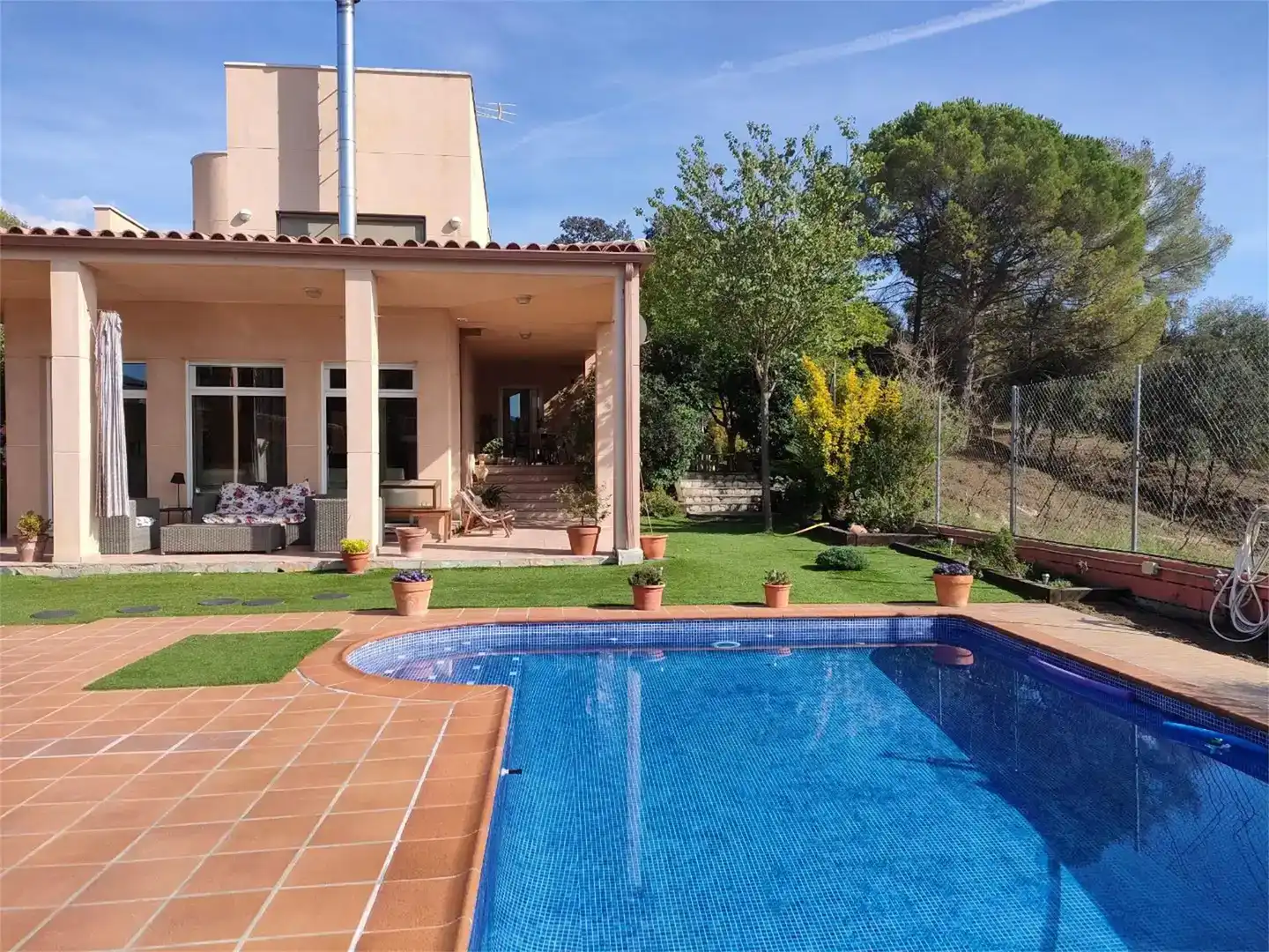 Piscina de Casa o chalet en venta en Caldes de Montbui
