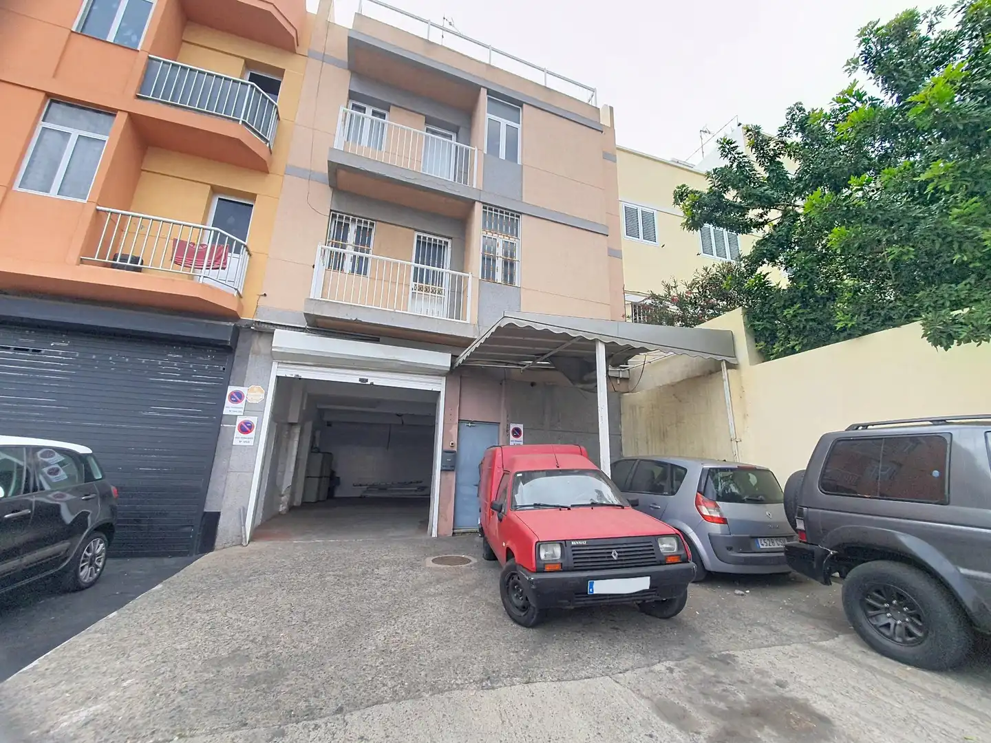 Casa en venta en Calle BATALLA DE TERUEL, imagen 2