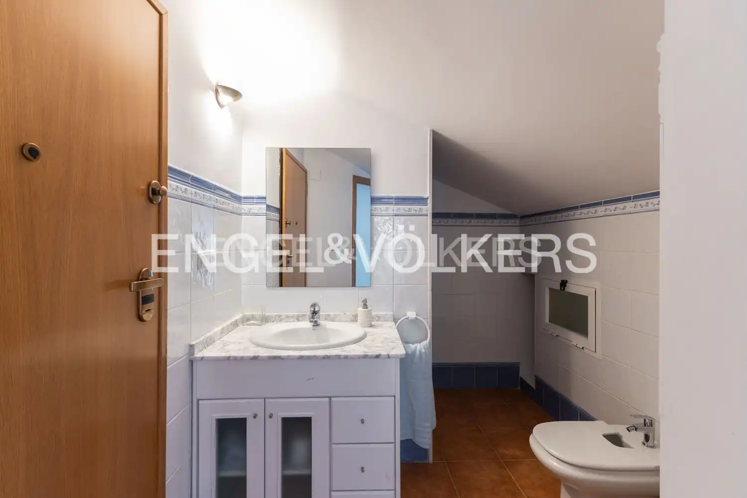 Baño de Dúplex de alquiler en Alzira con Aire acondicionado, Calefacción y Terraza