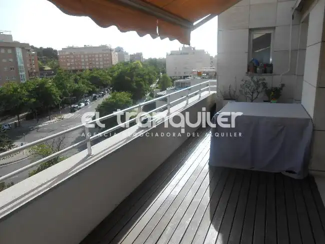 Terraza de Piso de alquiler en Madrid con Aire acondicionado, Terraza y Trastero