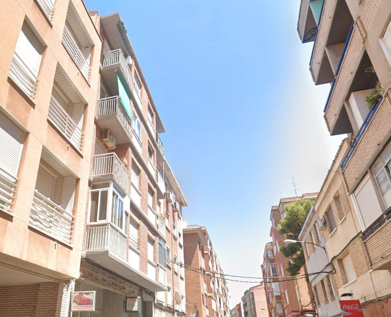 Vista exterior de Piso en venta en  Zaragoza Capital
