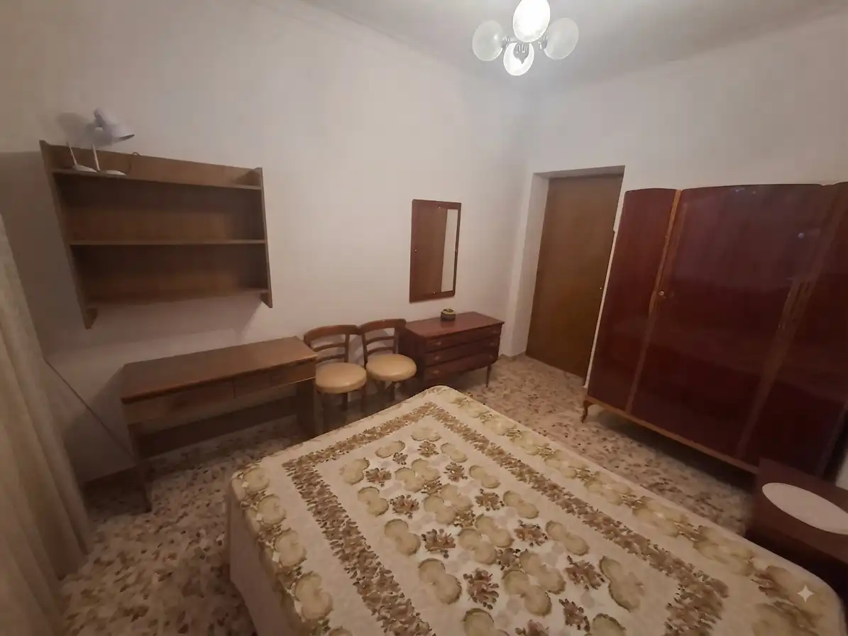 Habitación de Casa adosada en venta en Carrión de Calatrava con Calefacción, Terraza y Trastero