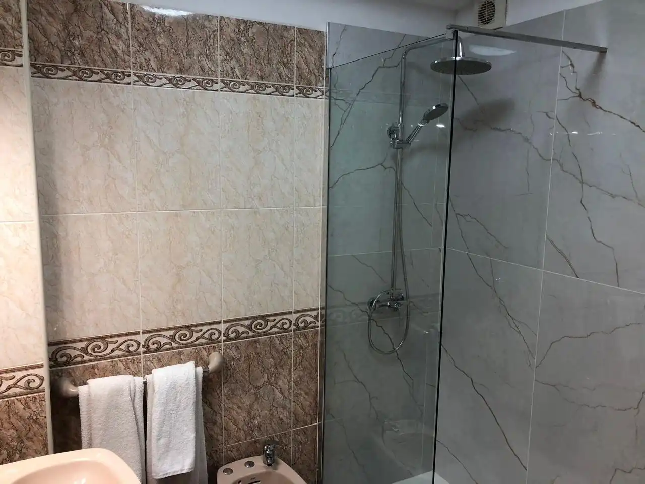 Badezimmer von Wohnung zum Verkauf in Adeje mit Terrasse und Möbliert