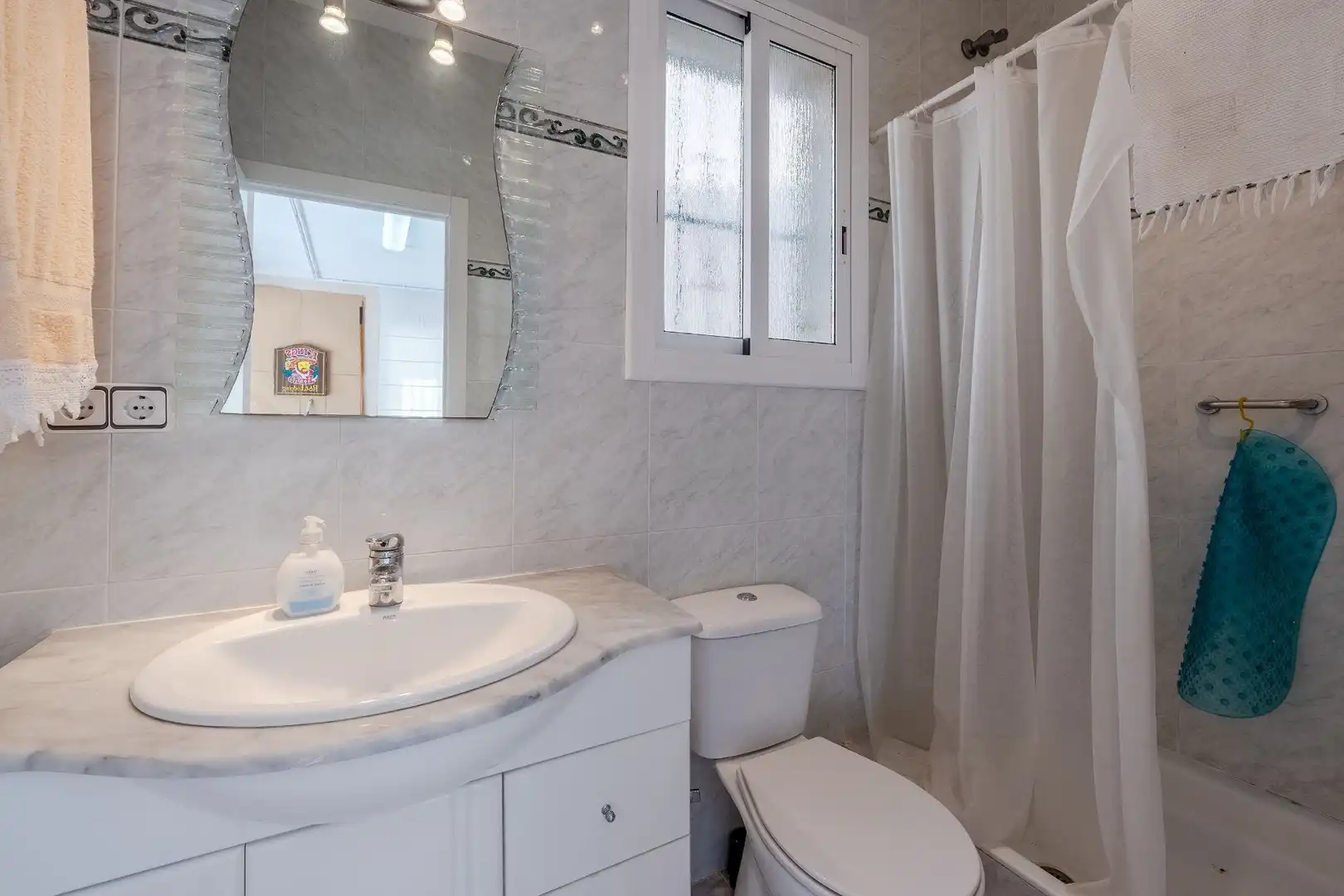 Bathroom of Houses for sale in Calafell  with Air Conditioner, Heating and Private garden