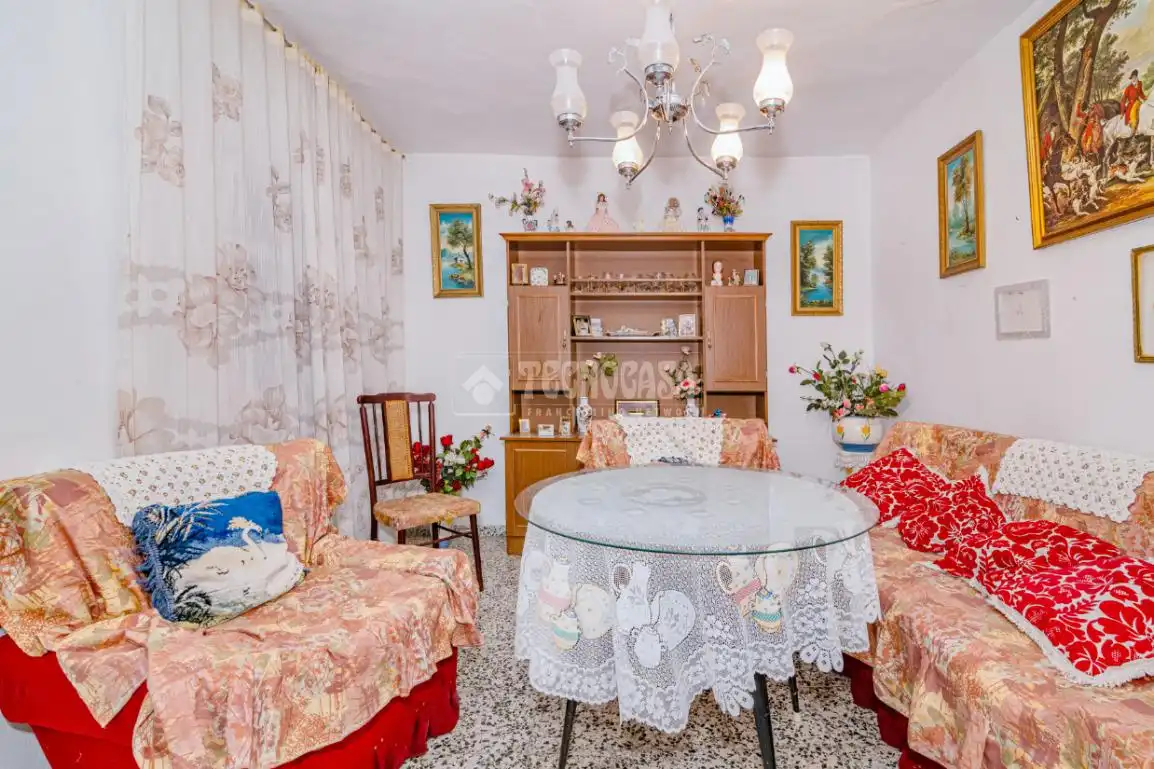 Sala de estar de Casa adosada en venta en Alhendín con Terraza