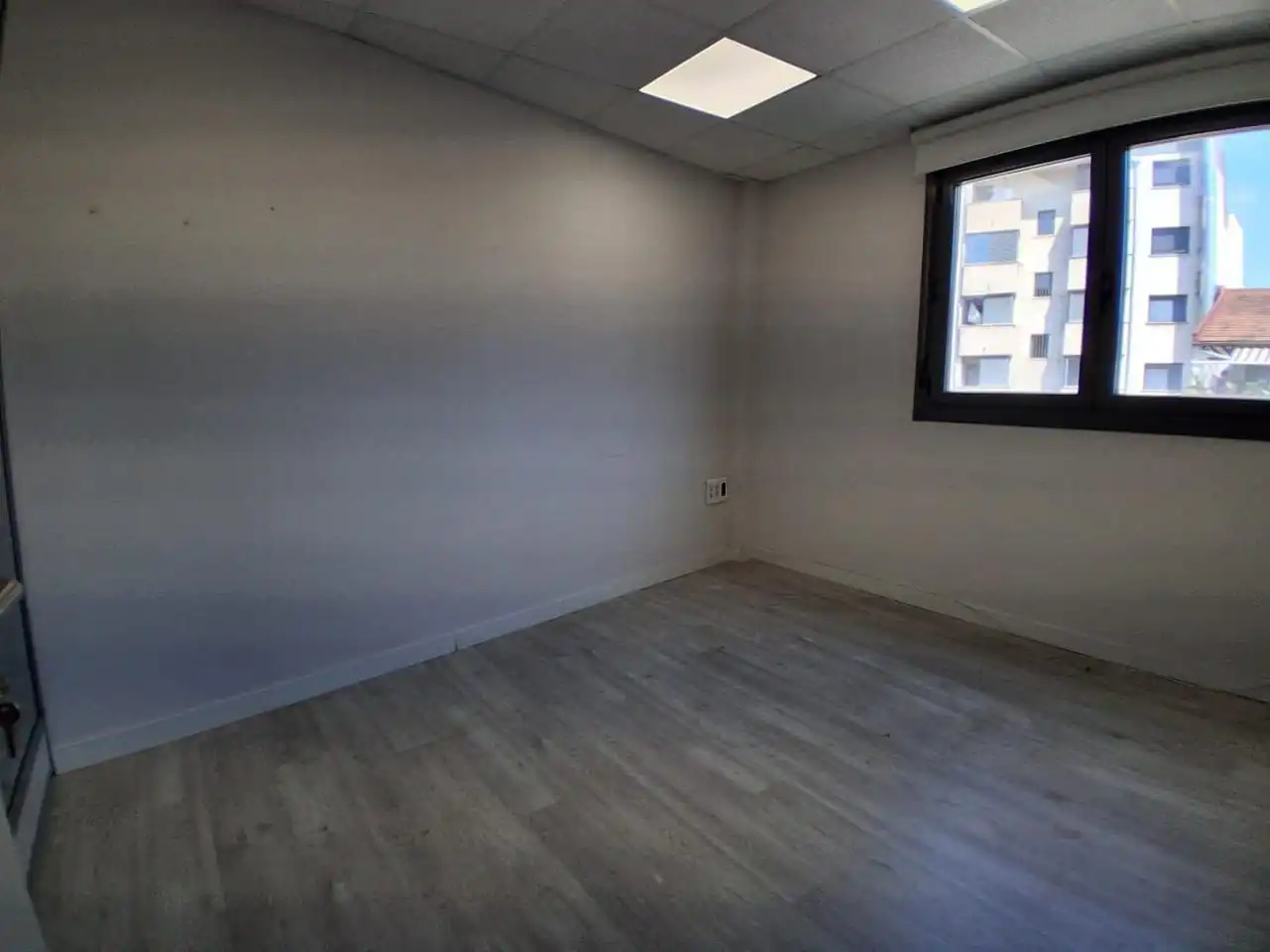 Oficina de alquiler en Barakaldo  con Aire acondicionado