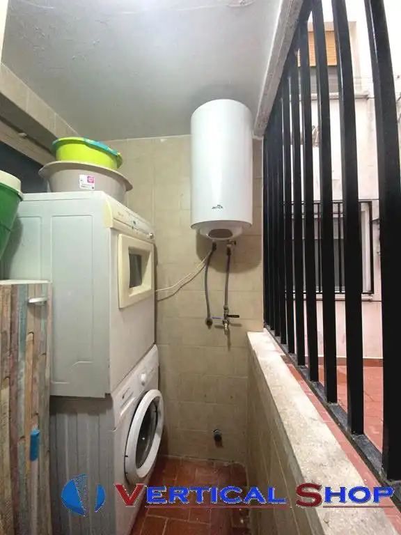 Bany de Pis en venda en Caudete