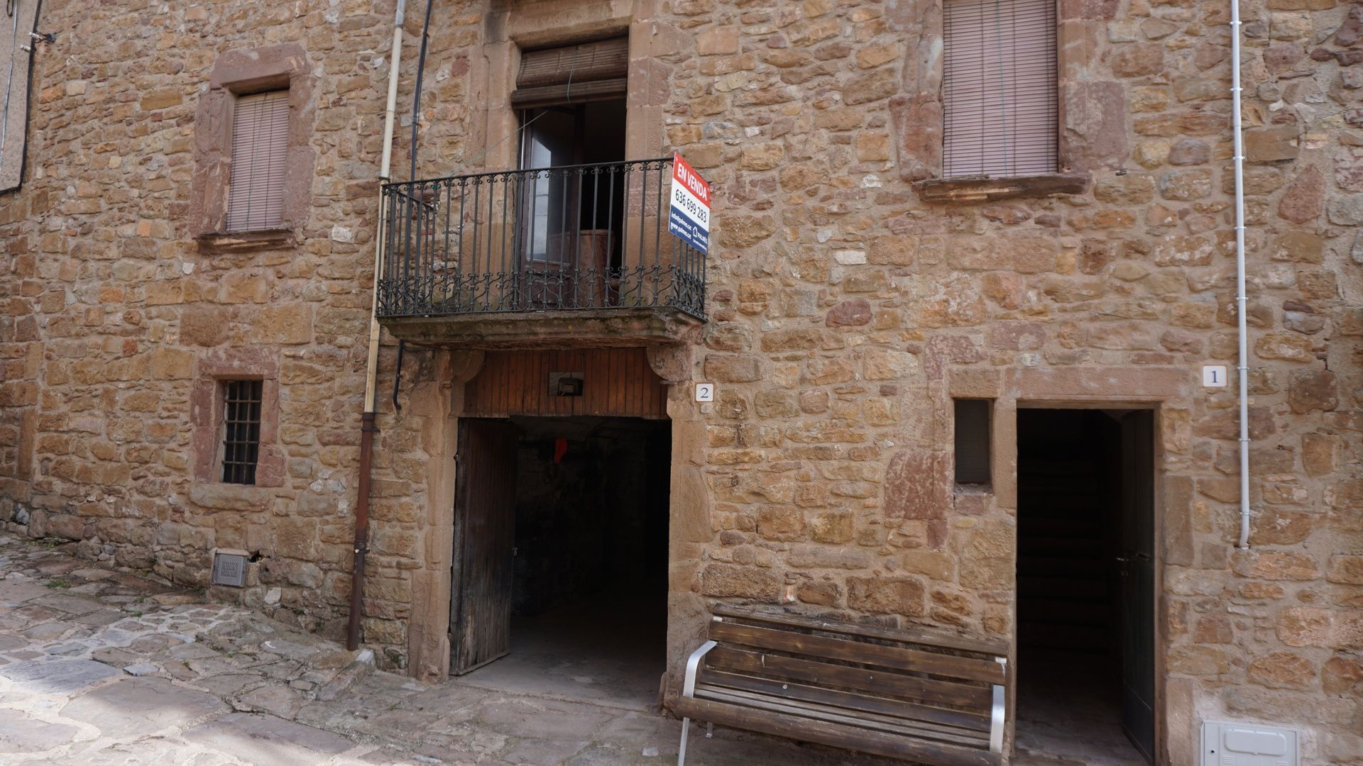 Vista exterior de Pis en venda en L'Estany