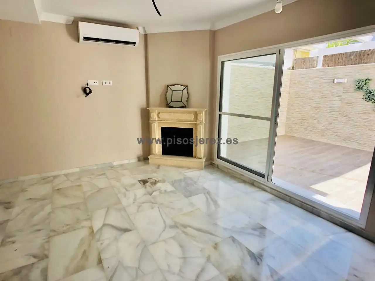 Houses for sale in Jerez de la Frontera  with Air Conditioner, Private garden and Terrace