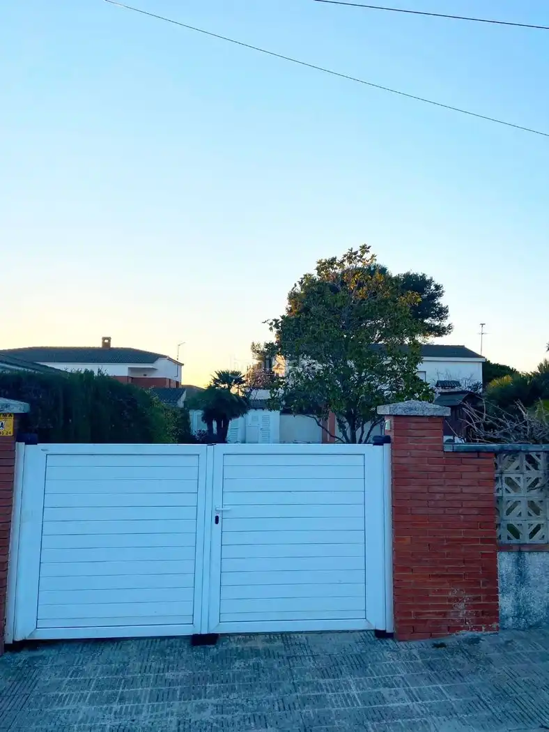 Wohnbaugrundstück zum Verkauf in Carrer Torredembarra 21, imagen 5