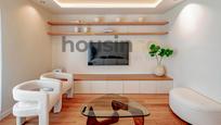 Living room of Flat for sale in  Madrid Capital  with Air Conditioner, Heating and Parquet flooring