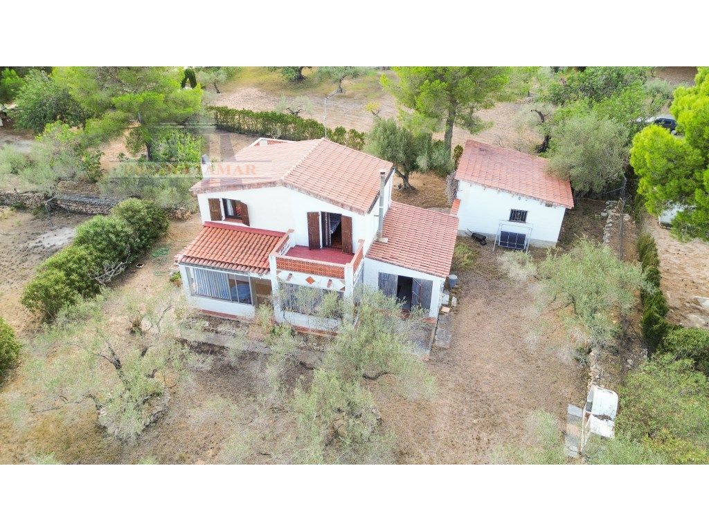 Casa o xalet en venda a Calle Poligono 81, L'Ampolla