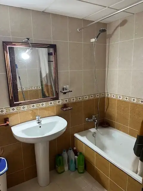 Bany de Pis de lloguer en Villafranca de Córdoba amb Aire condicionat, Moblat i Forn