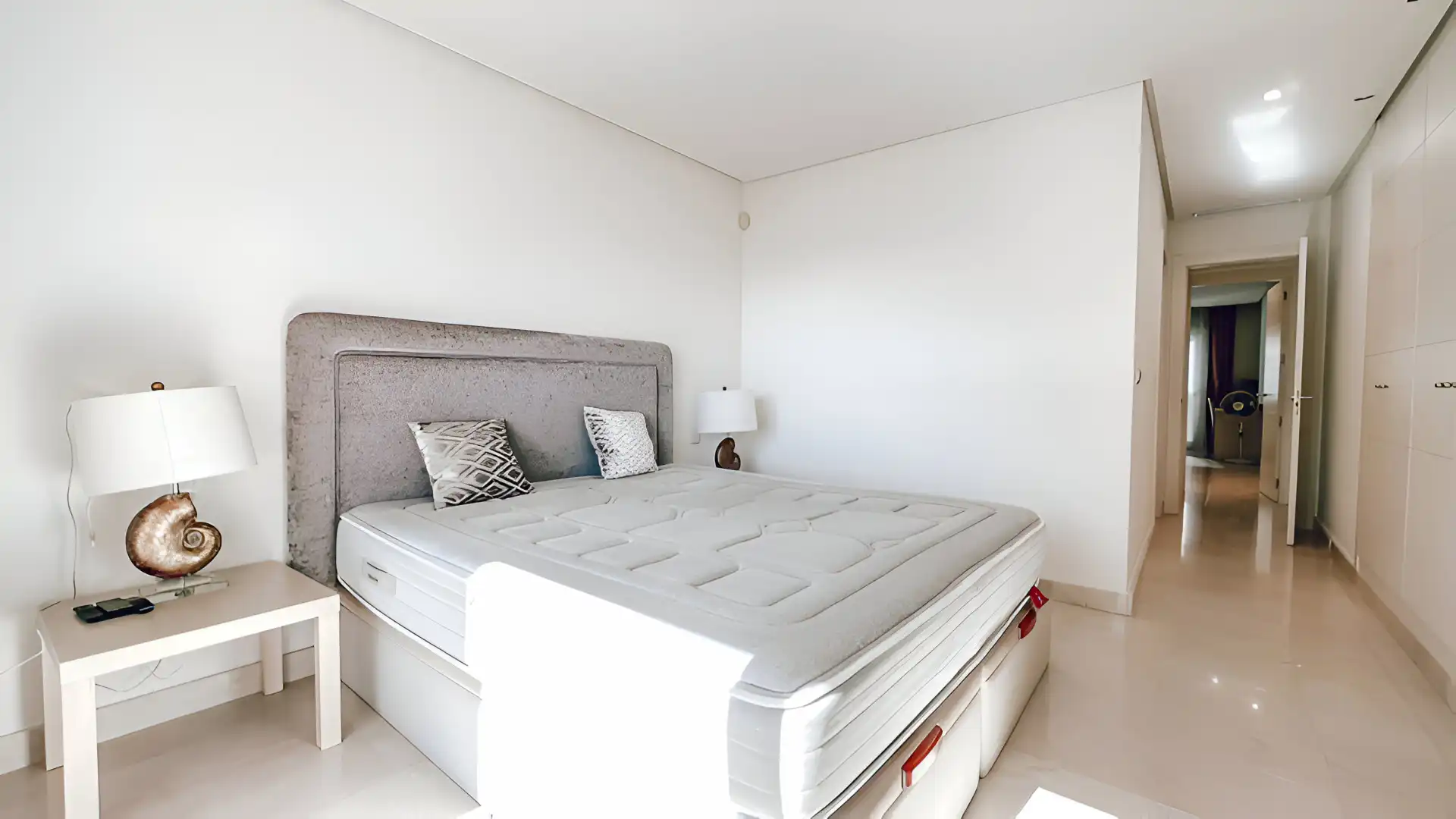 Apartamento con piscina en venta en Marbella Centro, imagen 11