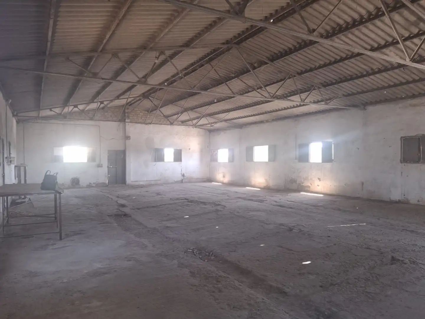 Fabrikhallen zur Miete in Villaverde del Río