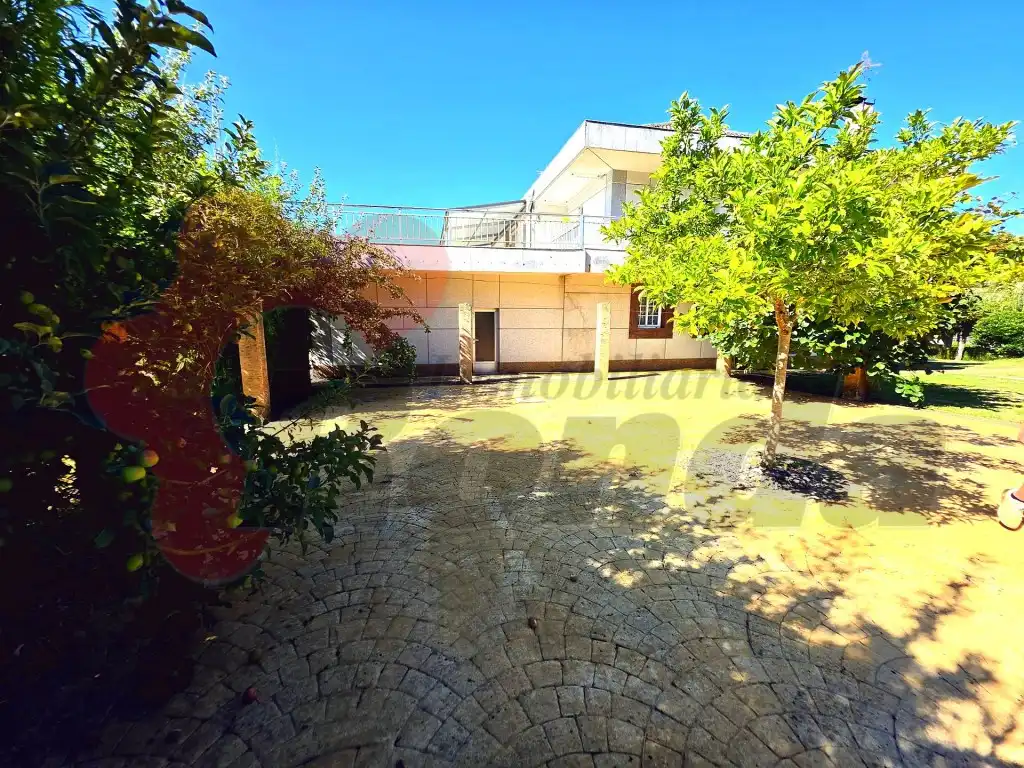 Garden of Houses for sale in Lugo  with Terrace and Furnished