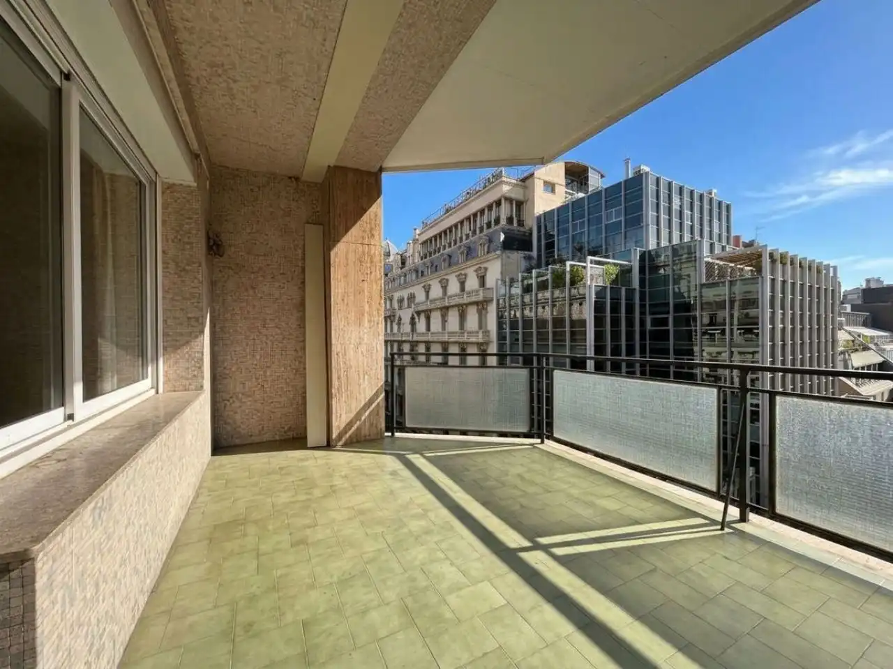 Terrasse von Wohnung zum Verkauf in Barcelona mit Terrasse und Balkon