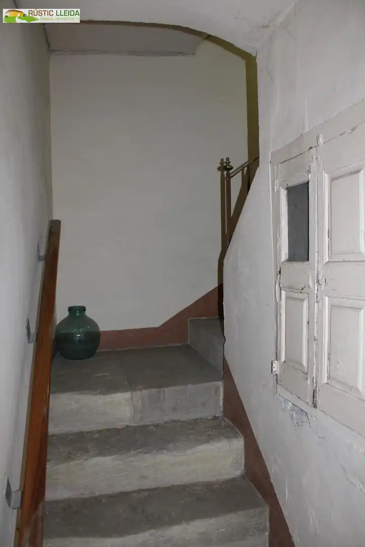 Detached homes for sale in Tàrrega