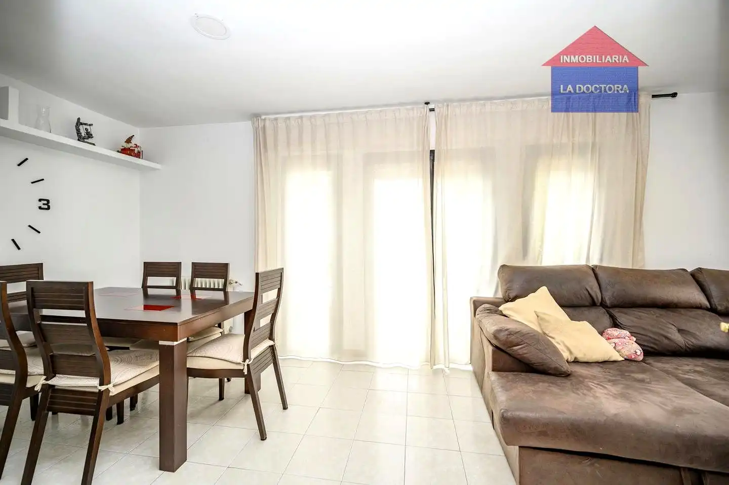 Sala de estar de Casa o chalet en venta en Navalcarnero con Calefacción, Jardín privado y Terraza