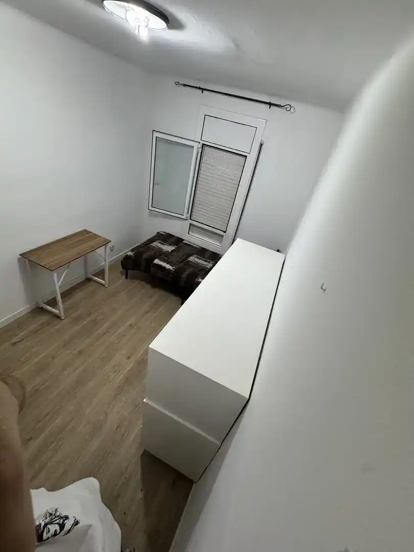 Bedroom of Flat for share in La Garriga  with Parquet flooring and Furnished