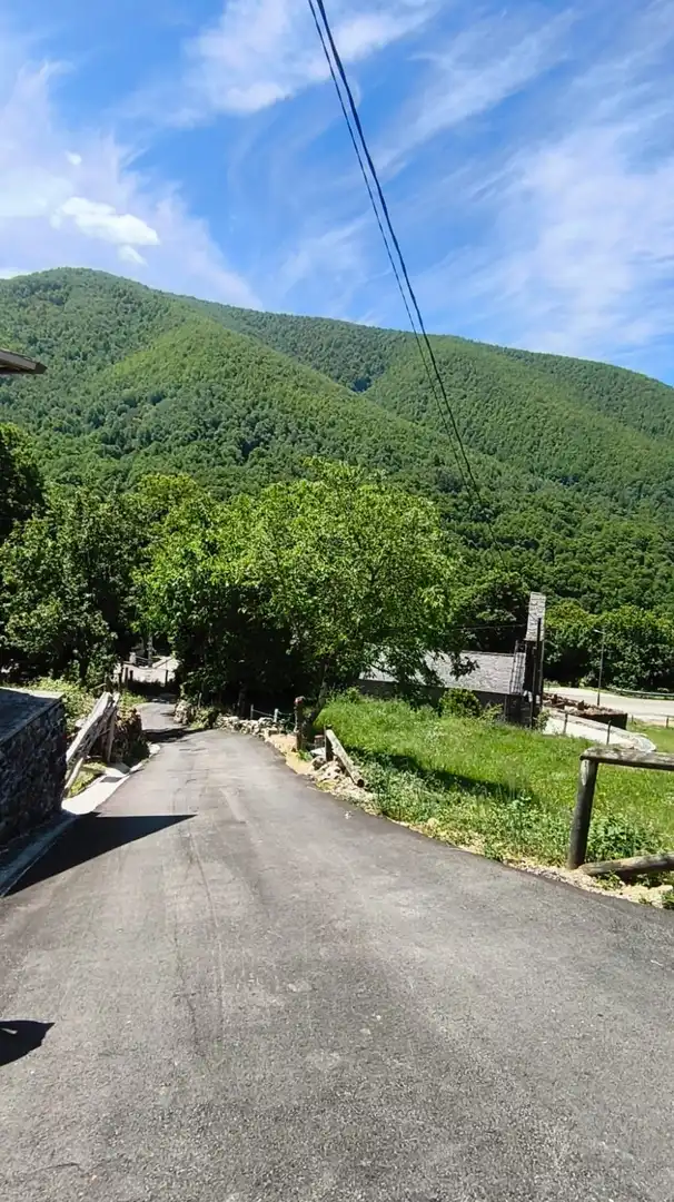 Vista exterior de Casa o xalet en venda en Degaña amb Traster