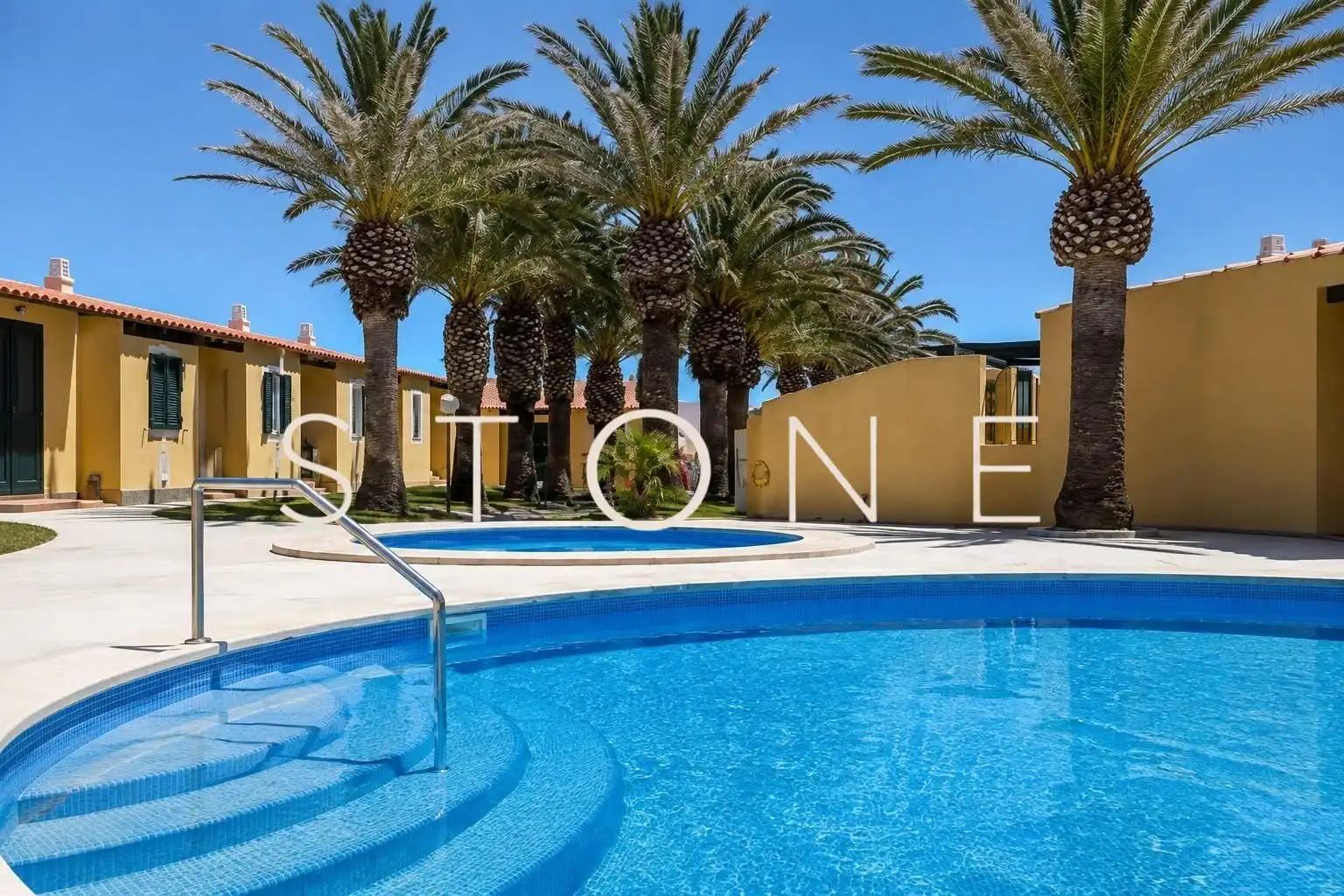 Piscina de Apartamento en venta en Ciutadella 