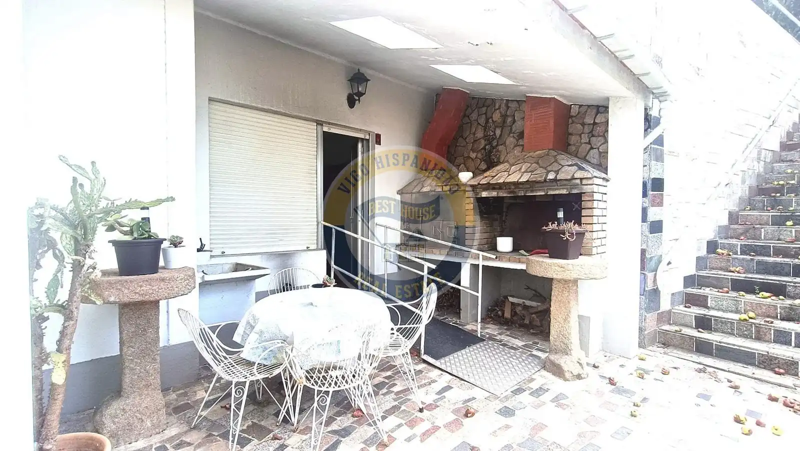 Terrassa de Casa o xalet en venda en Vigo  amb Calefacció, Traster i Moblat