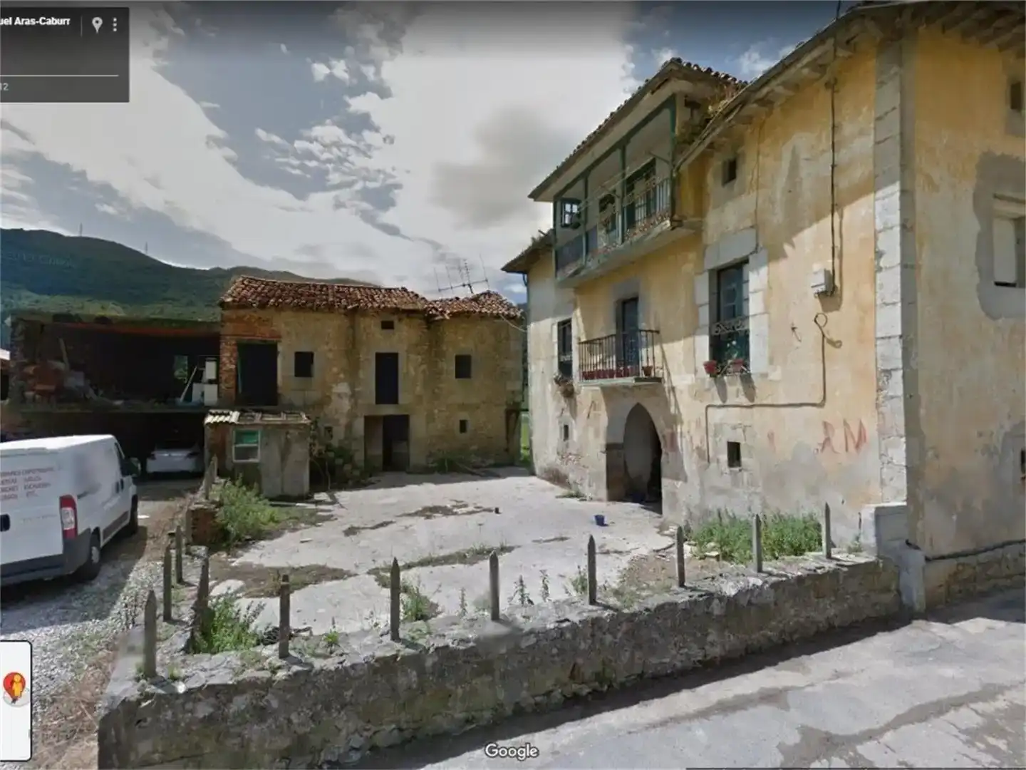 Vista exterior de Casa adosada en venda en Voto